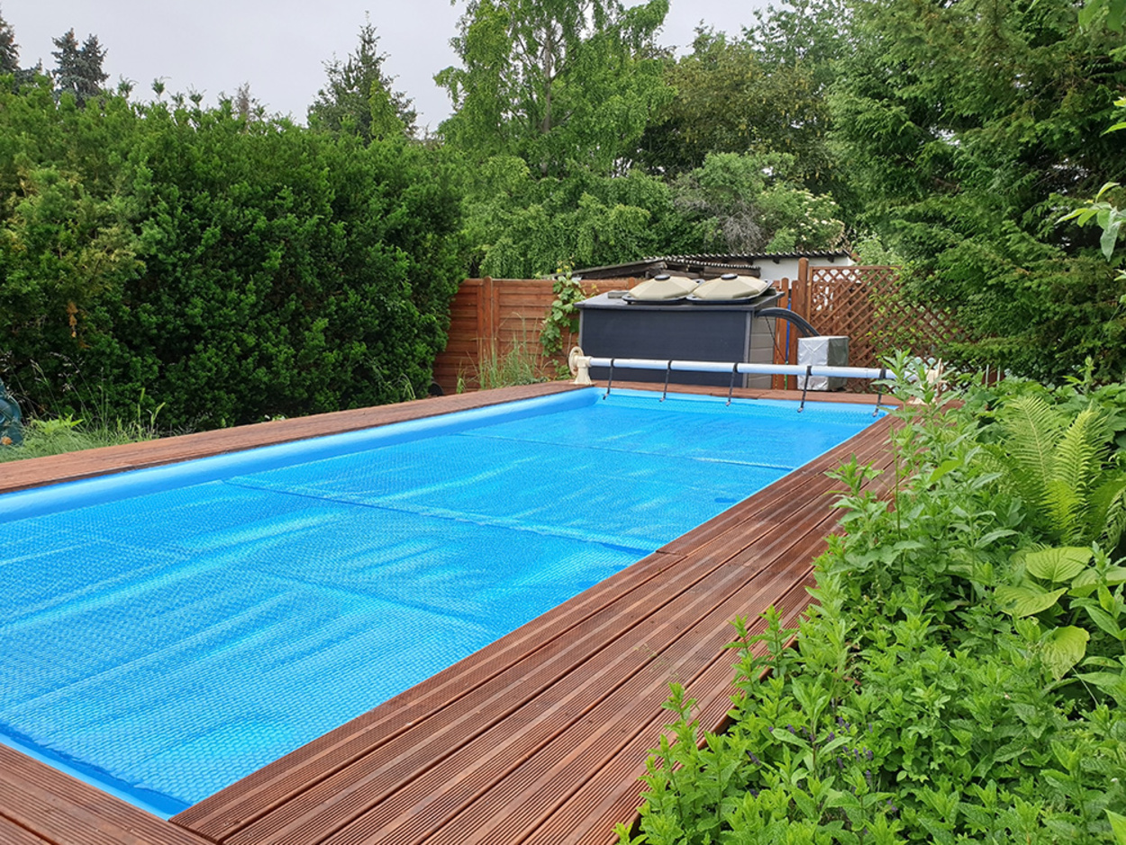Schwimmbad­technik bei Muster Elektro in Musterstadt